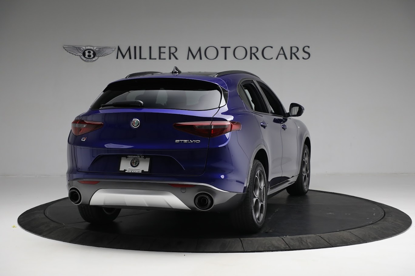 New 2022 Alfa Romeo Stelvio Ti | St. Petersburg, FL