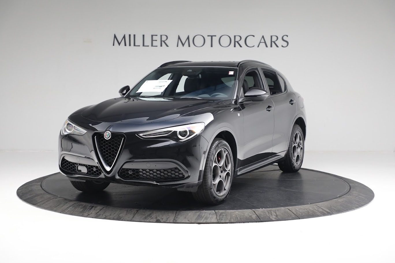 New 2022 Alfa Romeo Stelvio Ti | St. Petersburg, FL