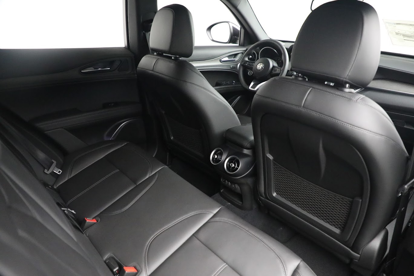 New 2022 Alfa Romeo Stelvio Ti | St. Petersburg, FL