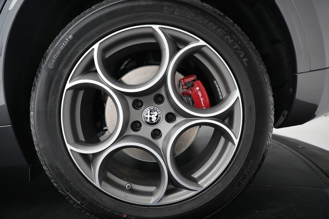 New 2022 Alfa Romeo Stelvio Ti | St. Petersburg, FL