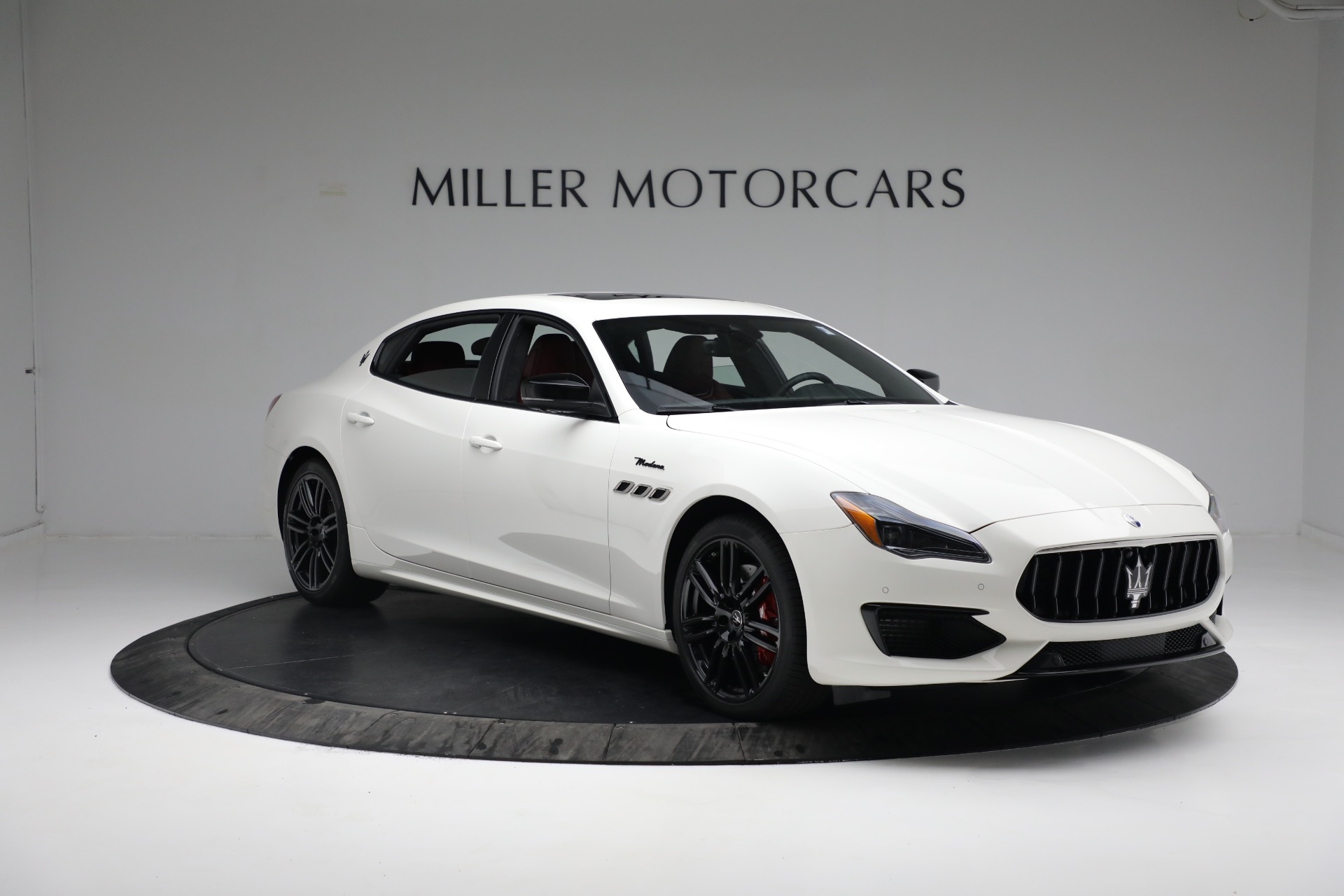 New 2022 Maserati Quattroporte Modena Q4 | St. Petersburg, FL