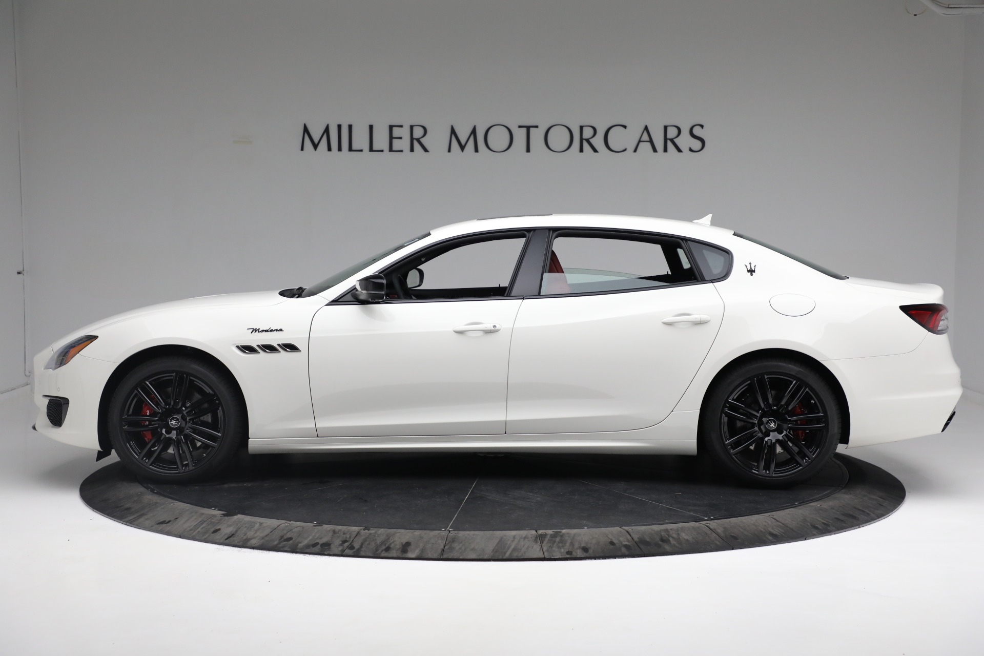 New 2022 Maserati Quattroporte Modena Q4 | St. Petersburg, FL