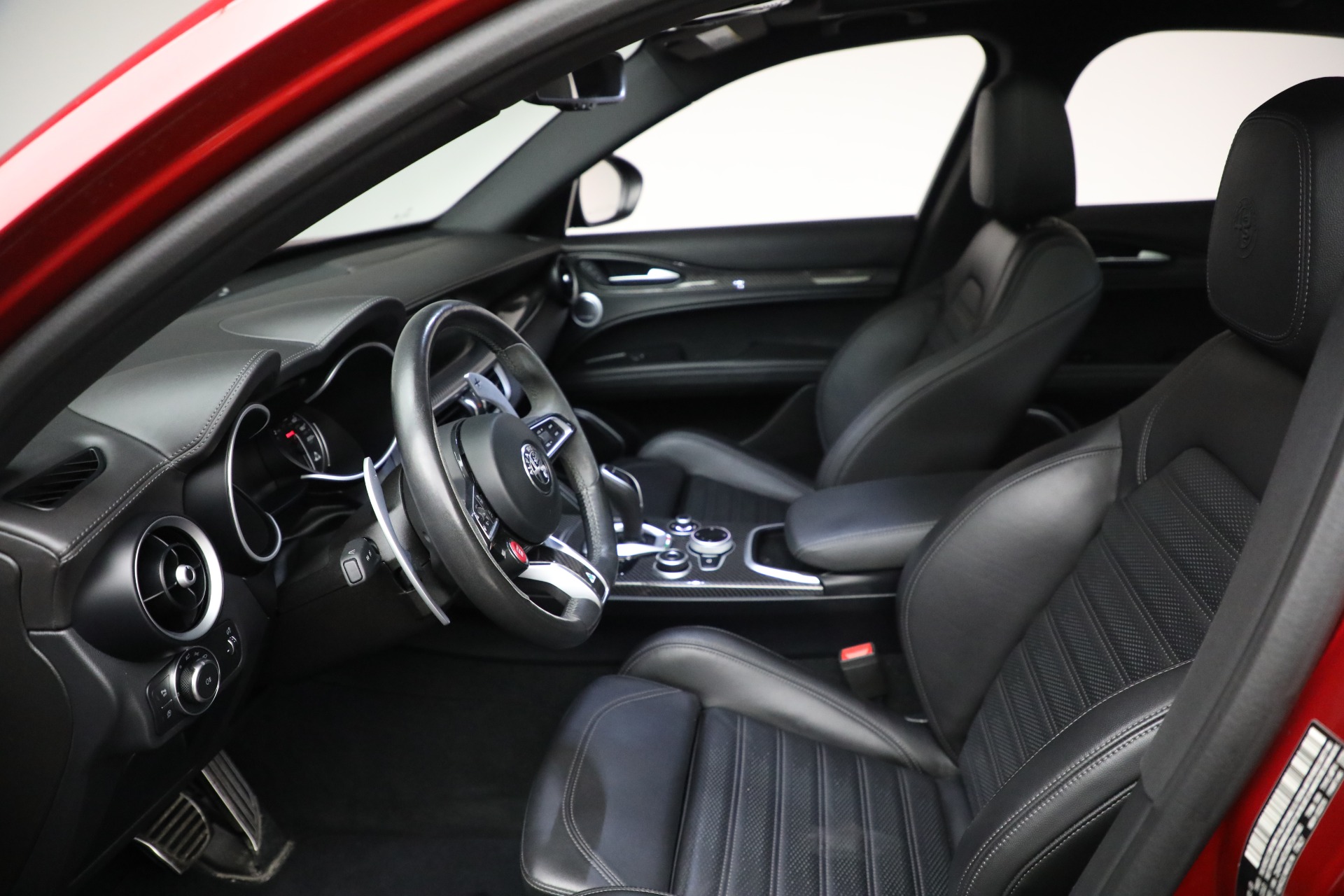 New 2022 Alfa Romeo Stelvio Quadrifoglio | St. Petersburg, FL