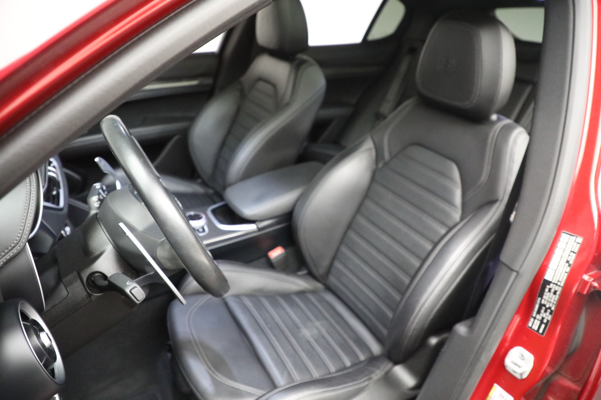 New 2022 Alfa Romeo Stelvio Quadrifoglio | St. Petersburg, FL
