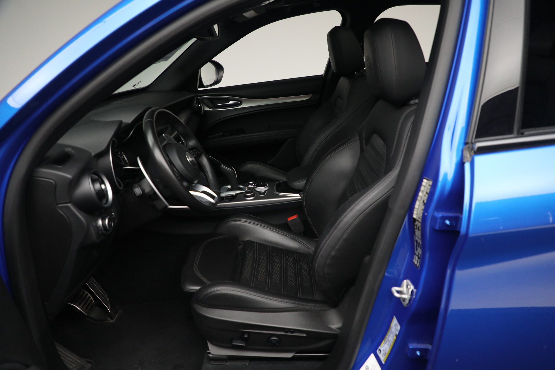 New 2022 Alfa Romeo Stelvio Veloce | St. Petersburg, FL