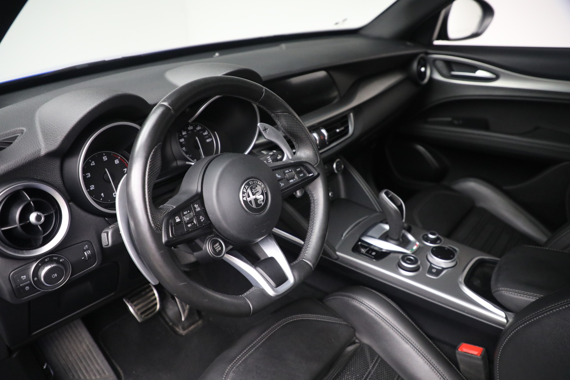 New 2022 Alfa Romeo Stelvio Veloce | St. Petersburg, FL