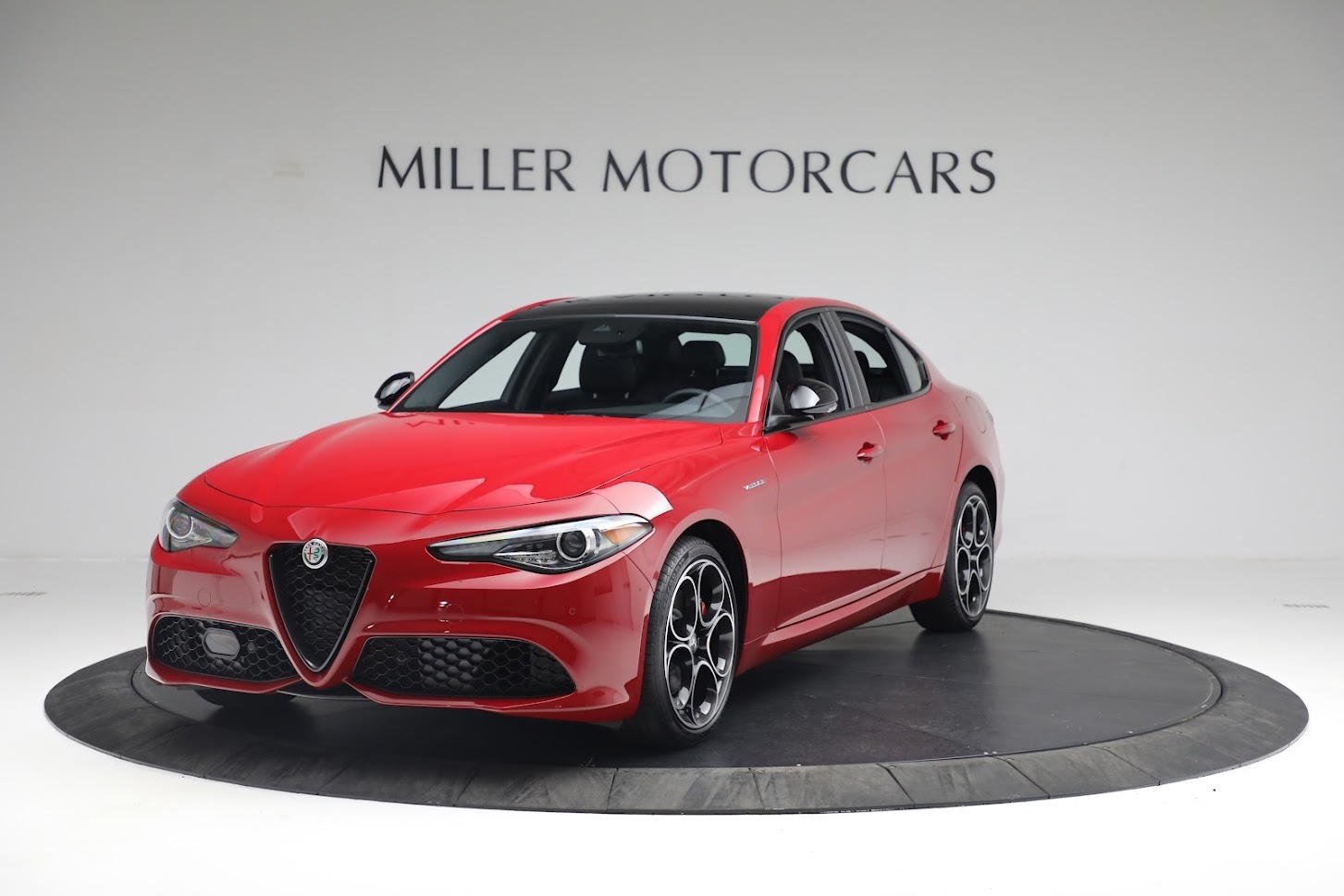 New 2022 Alfa Romeo Giulia Veloce | St. Petersburg, FL