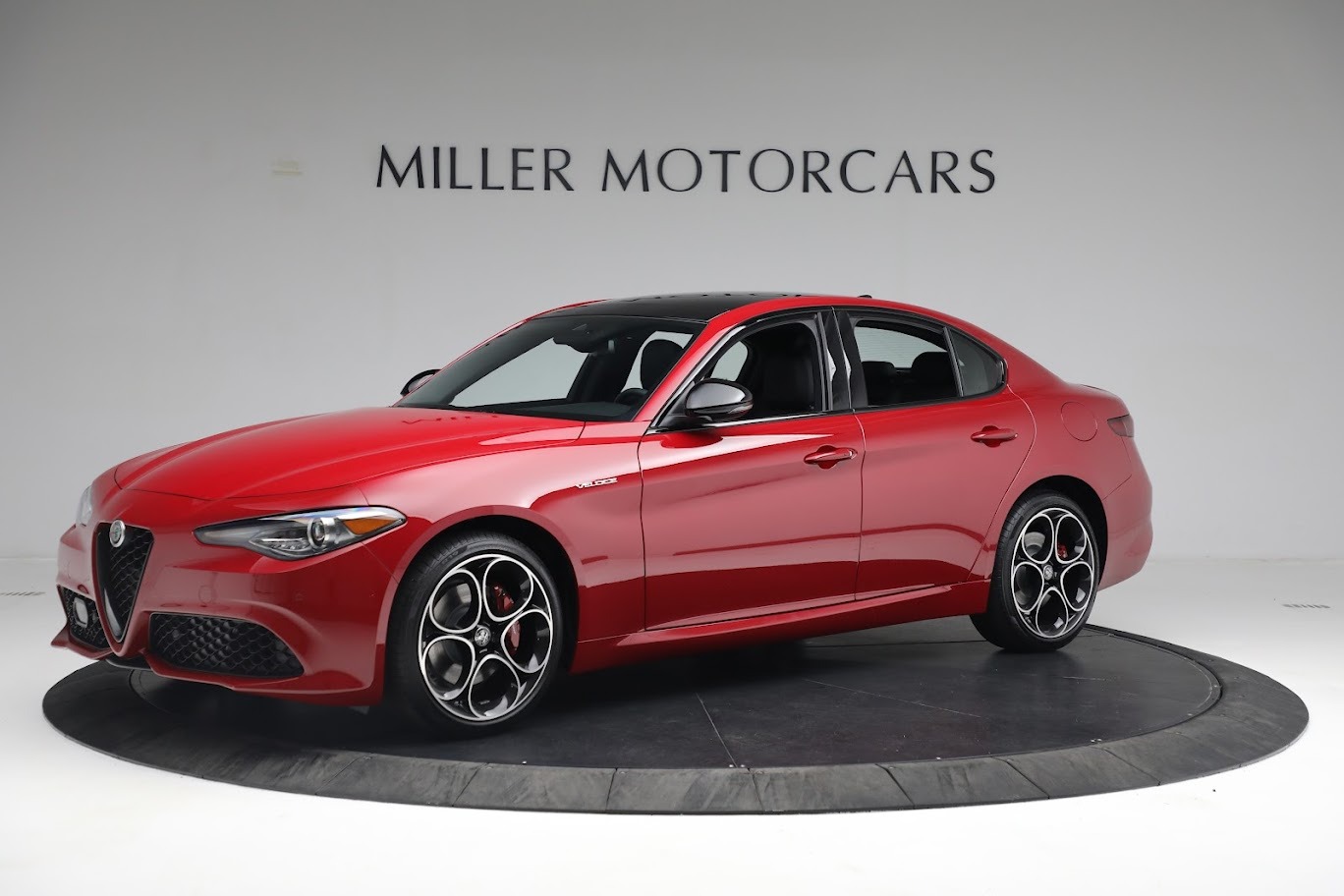 New 2022 Alfa Romeo Giulia Veloce | St. Petersburg, FL