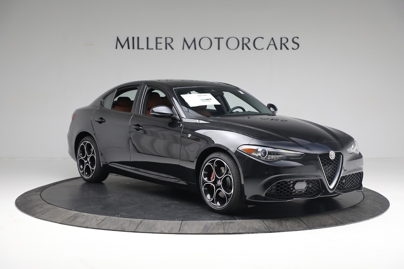 New 2022 Alfa Romeo Giulia Ti | St. Petersburg, FL
