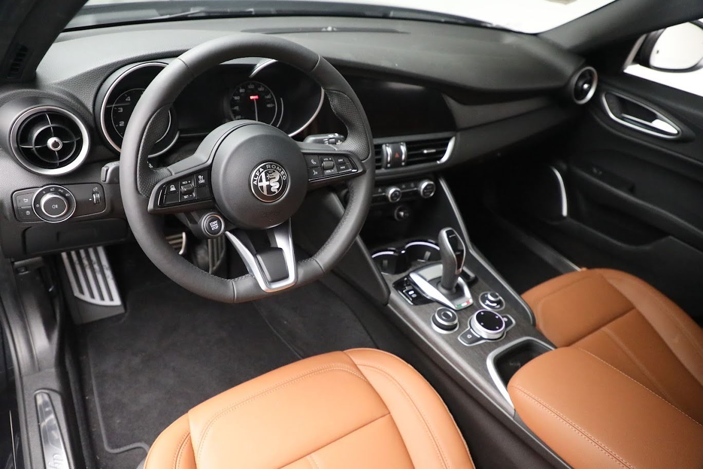 New 2022 Alfa Romeo Giulia Ti | St. Petersburg, FL