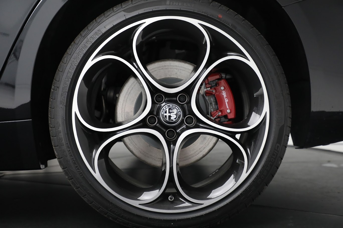 New 2022 Alfa Romeo Giulia Ti | St. Petersburg, FL