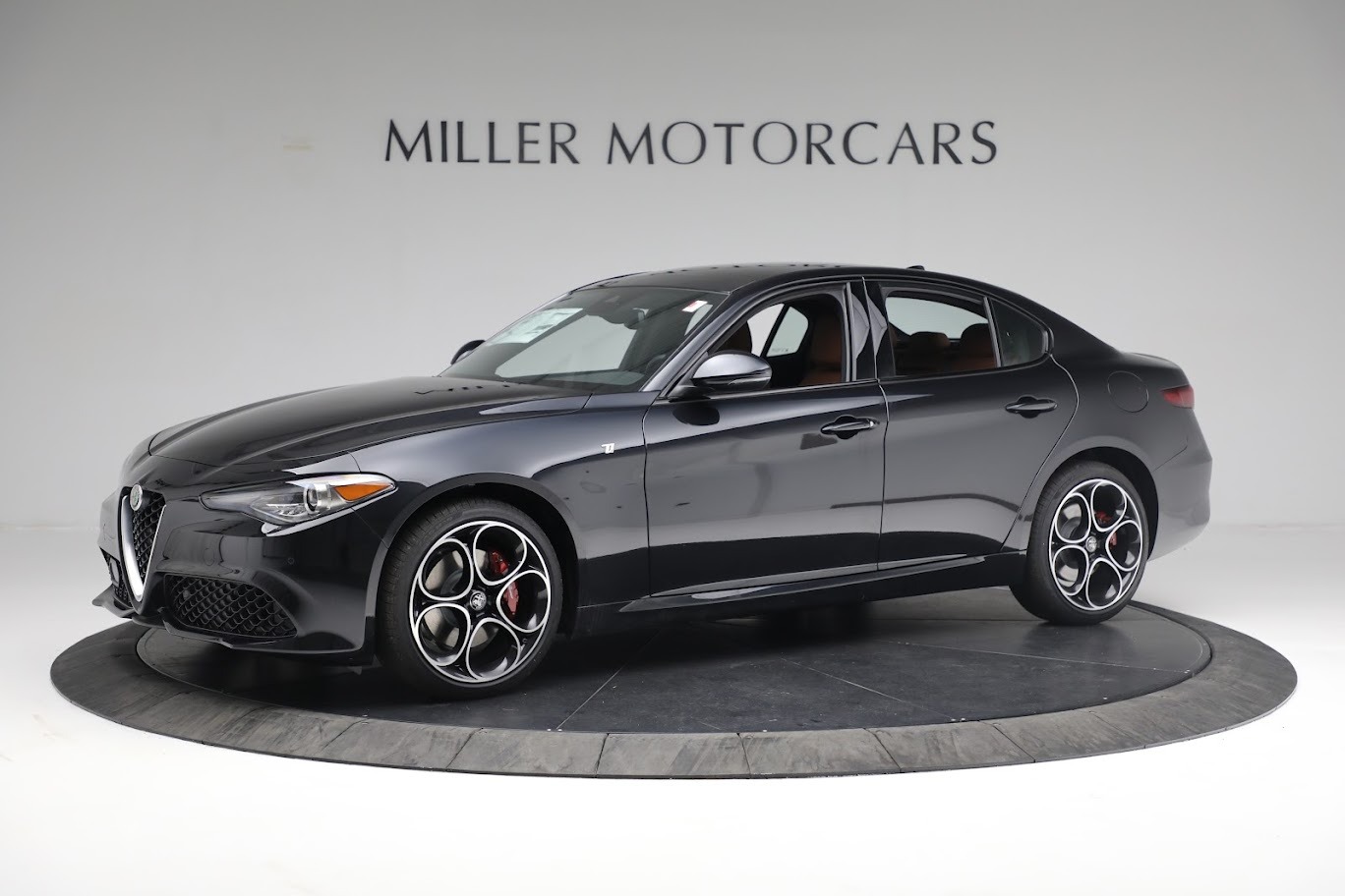 New 2022 Alfa Romeo Giulia Ti | St. Petersburg, FL
