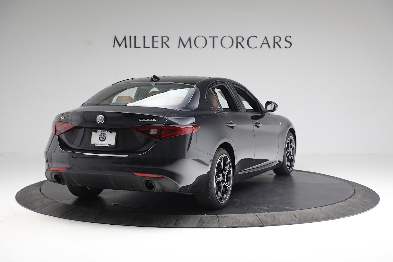 New 2022 Alfa Romeo Giulia Ti | St. Petersburg, FL