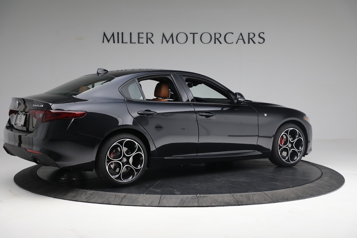 New 2022 Alfa Romeo Giulia Ti | St. Petersburg, FL