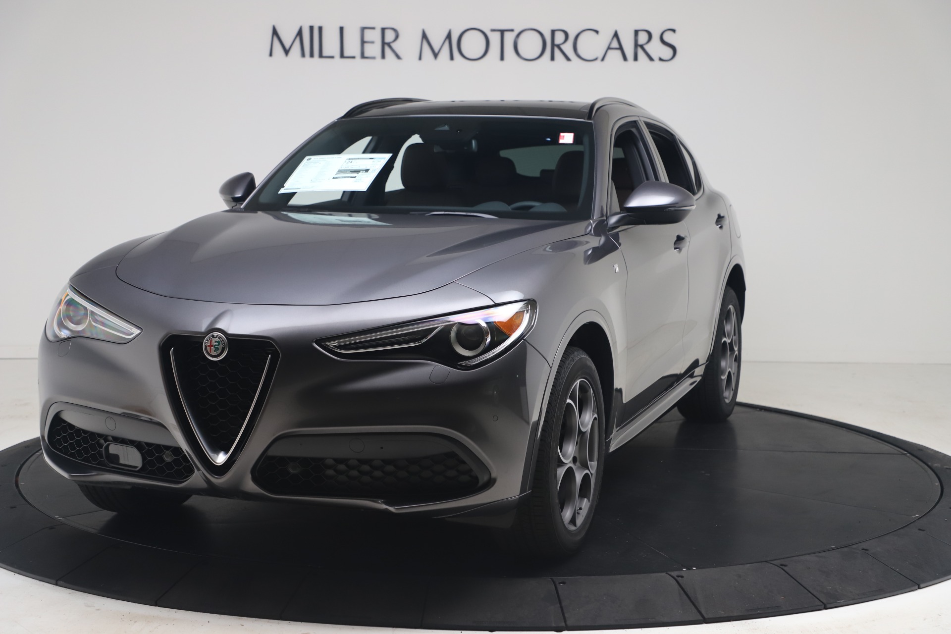New 2022 Alfa Romeo Stelvio Ti | St. Petersburg, FL