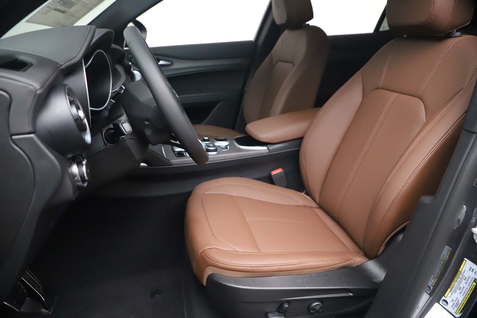 New 2022 Alfa Romeo Stelvio Ti | St. Petersburg, FL