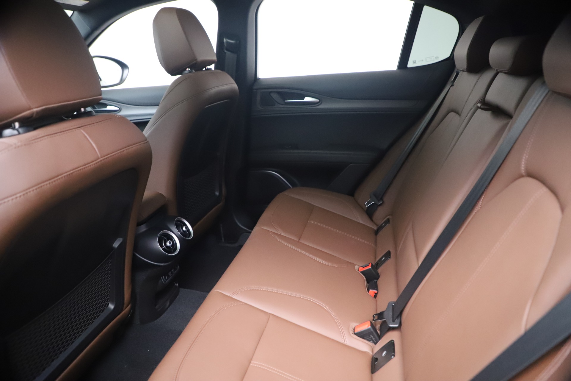 New 2022 Alfa Romeo Stelvio Ti | St. Petersburg, FL