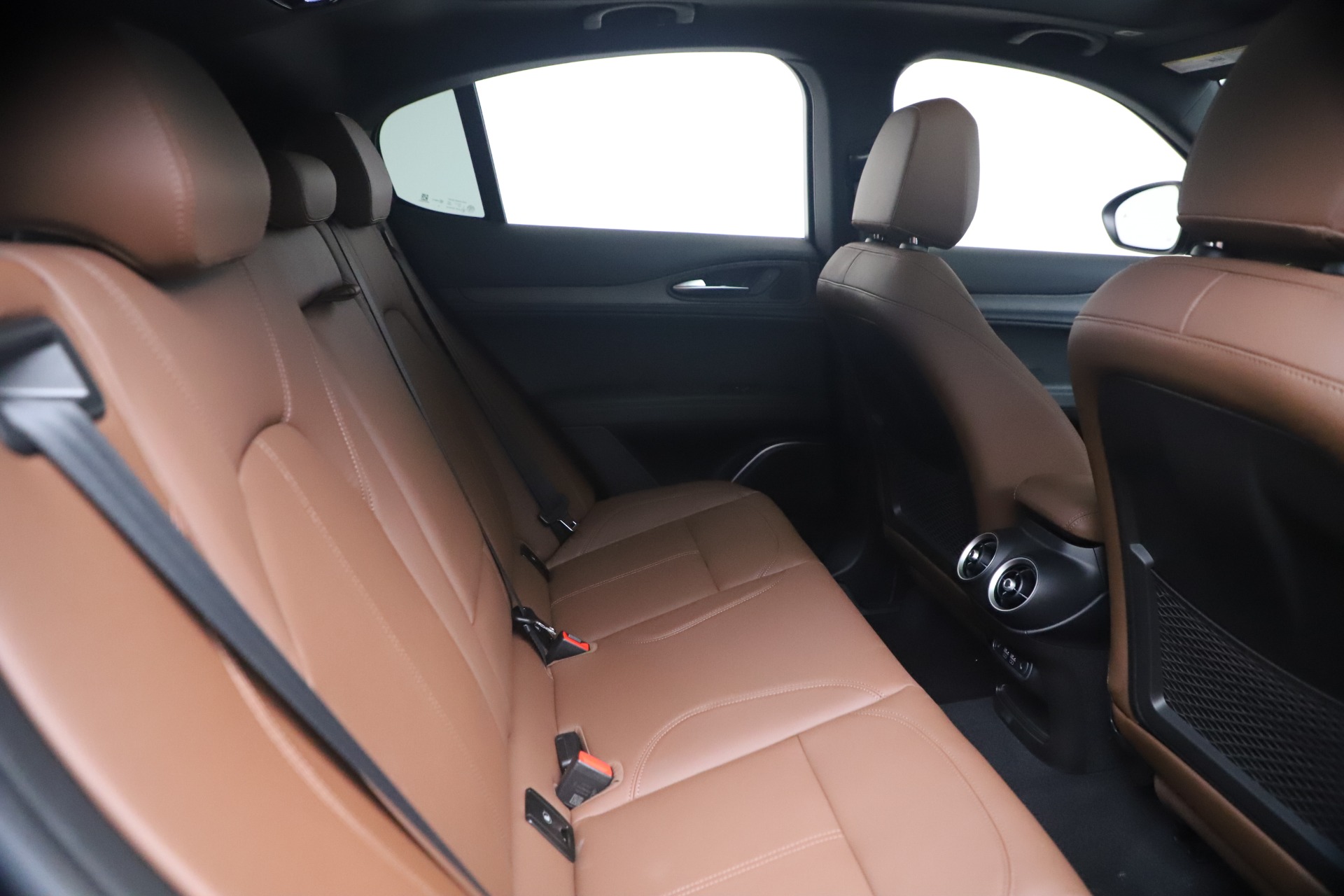 New 2022 Alfa Romeo Stelvio Ti | St. Petersburg, FL
