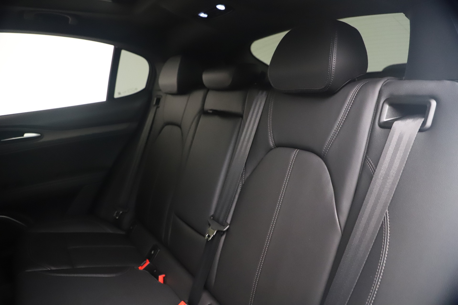 New 2022 Alfa Romeo Stelvio Ti | St. Petersburg, FL