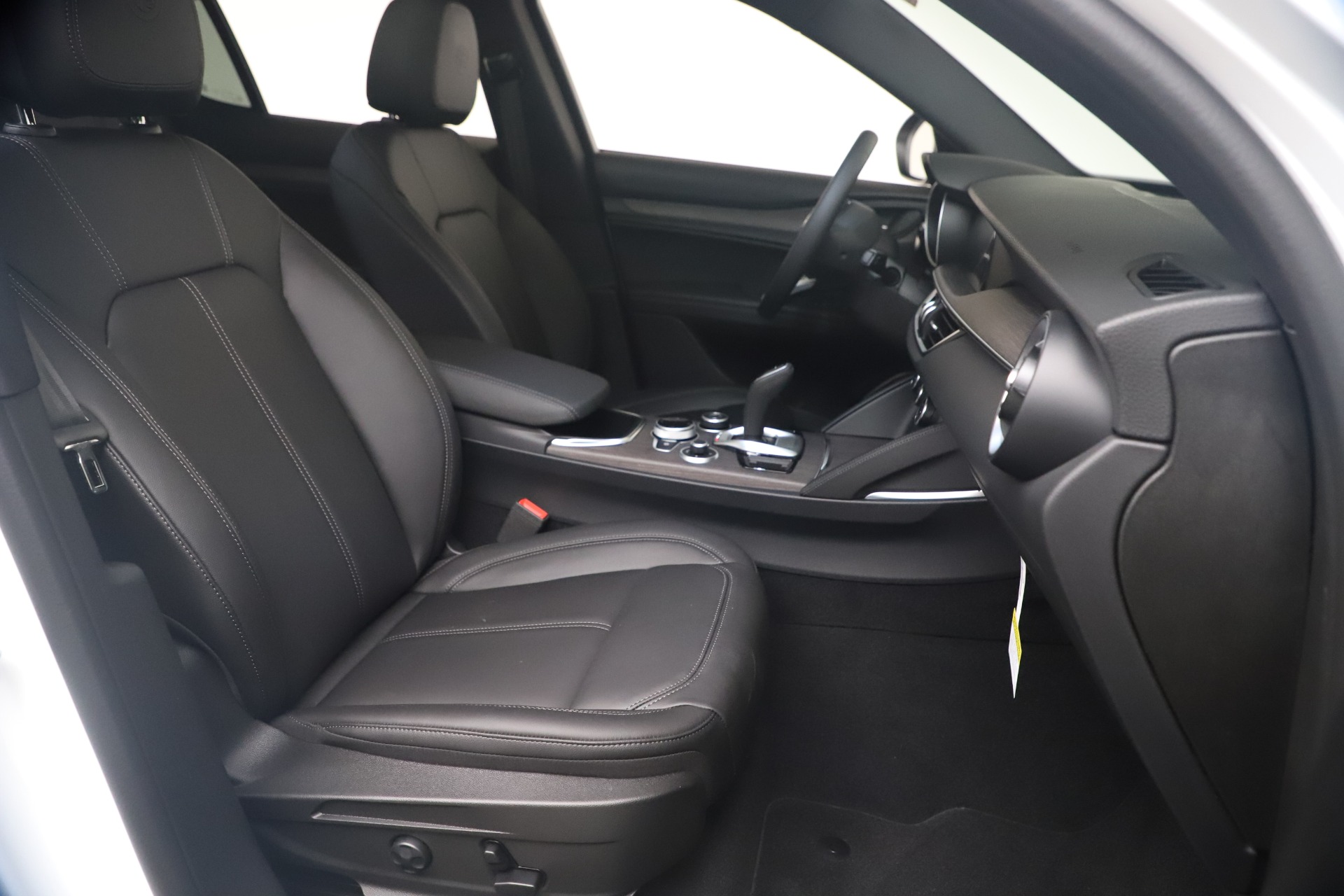 New 2022 Alfa Romeo Stelvio Ti | St. Petersburg, FL