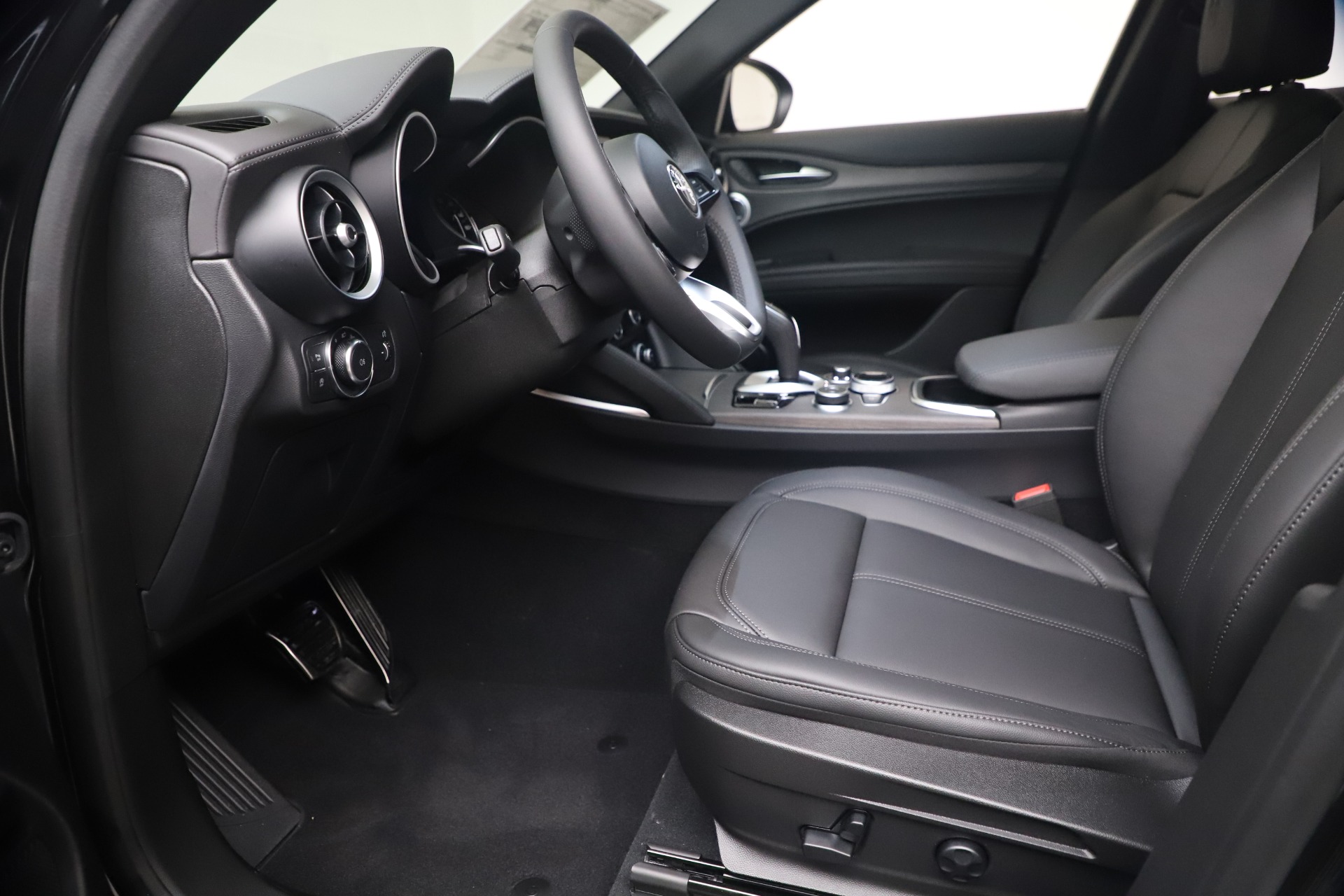 New 2022 Alfa Romeo Stelvio Ti | St. Petersburg, FL