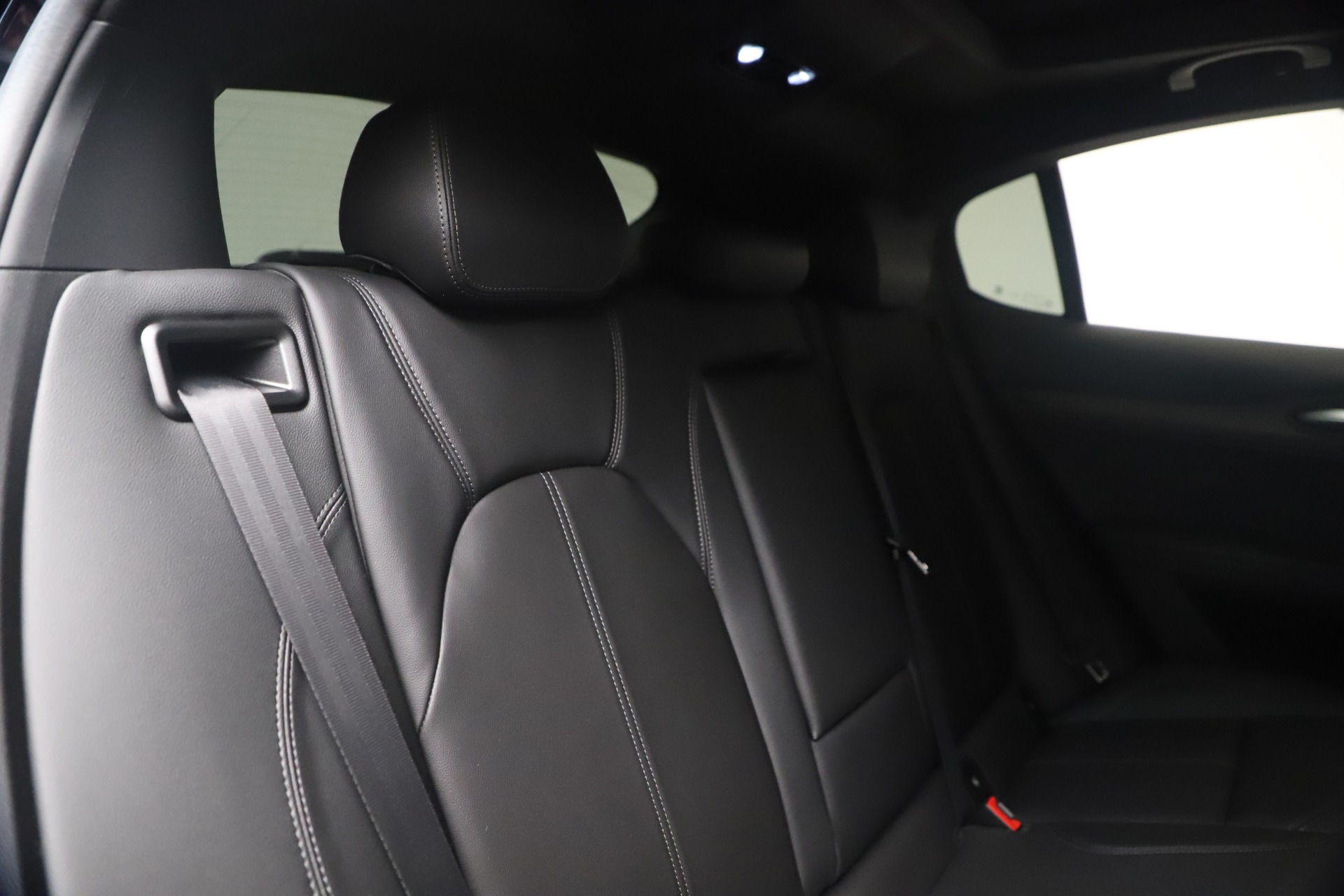 New 2022 Alfa Romeo Stelvio Ti | St. Petersburg, FL
