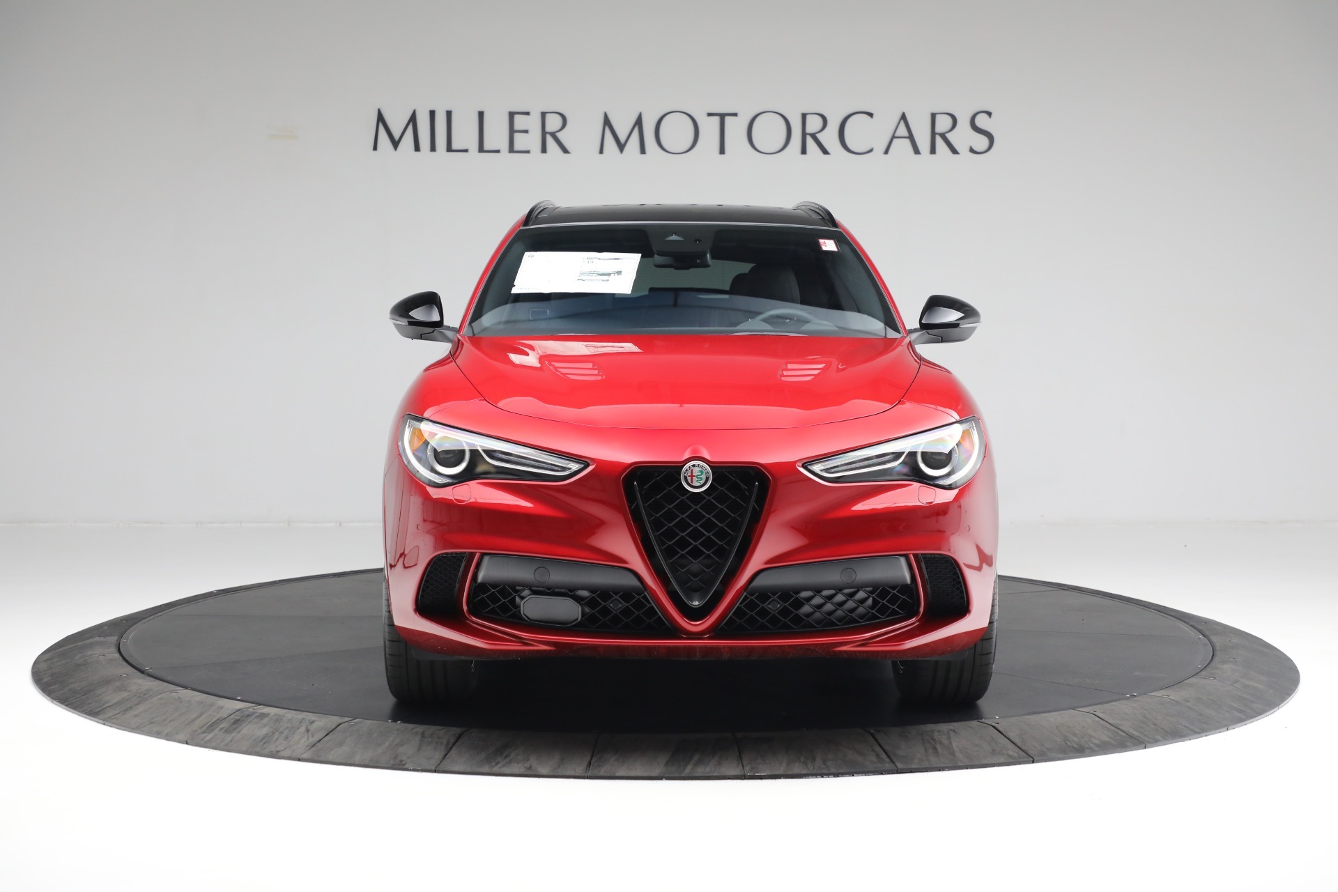 New 2022 Alfa Romeo Stelvio Quadrifoglio | St. Petersburg, FL