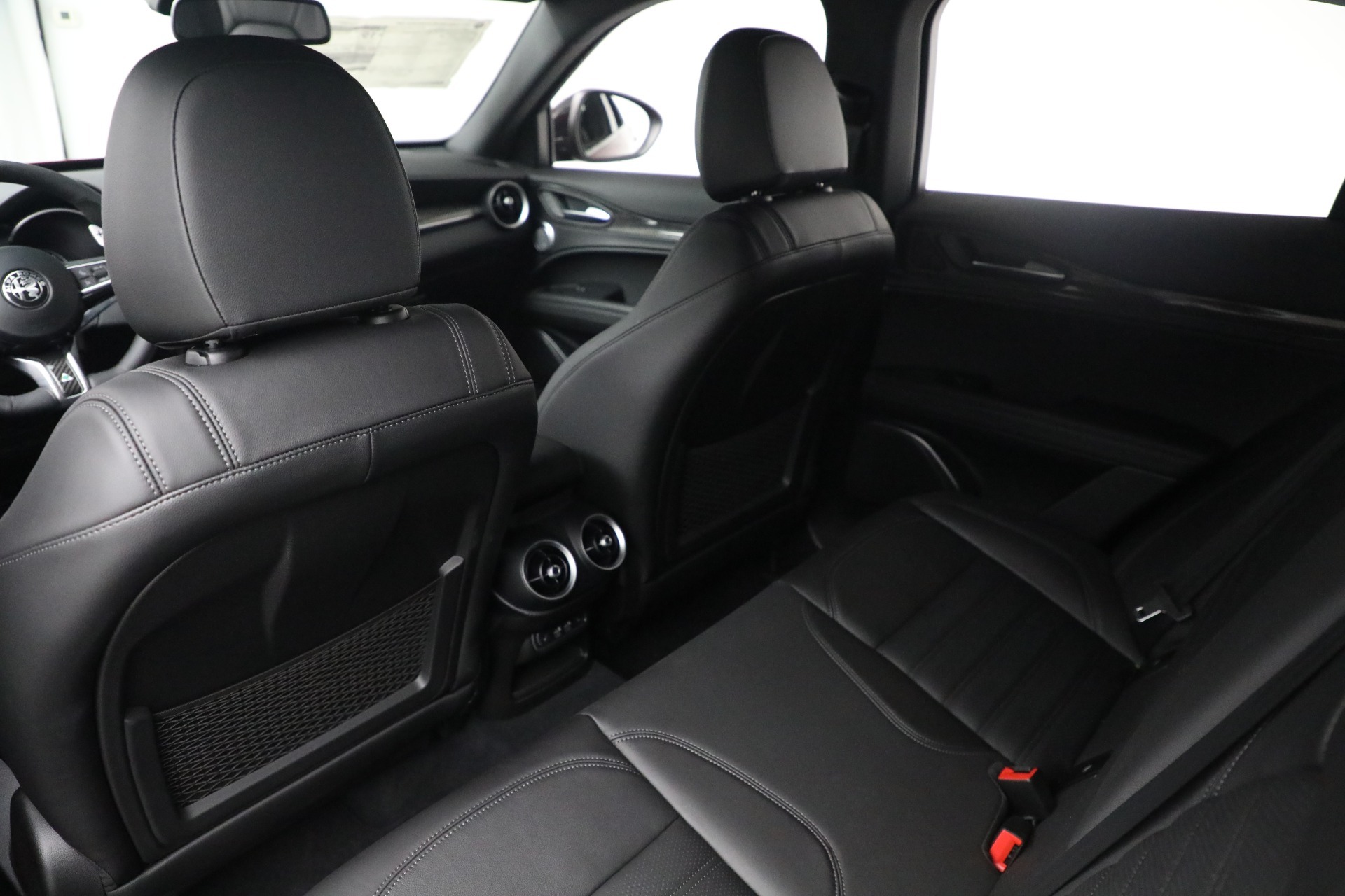New 2022 Alfa Romeo Stelvio Quadrifoglio | St. Petersburg, FL