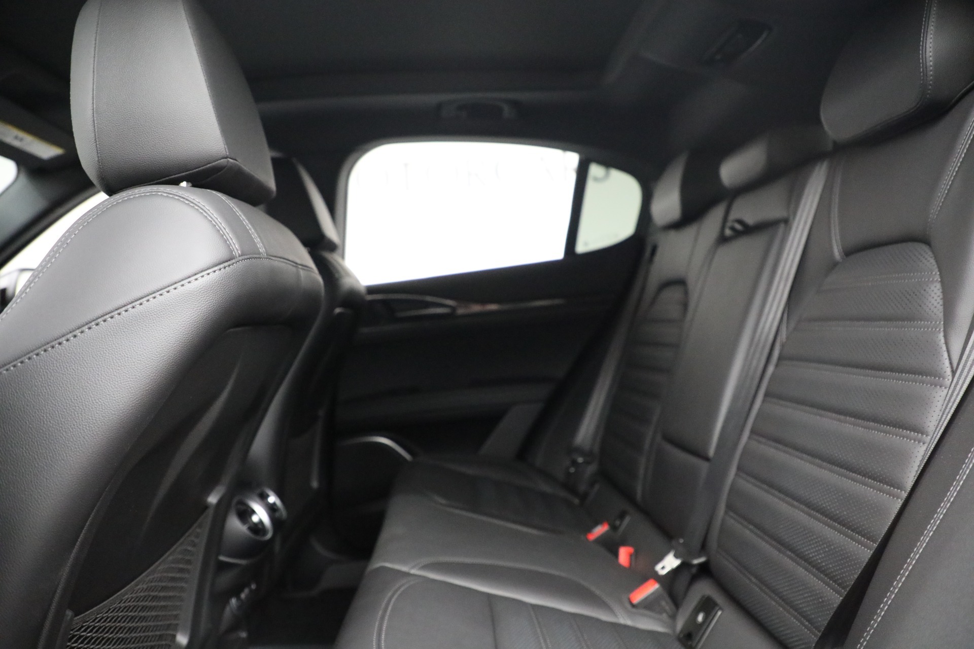 New 2022 Alfa Romeo Stelvio Quadrifoglio | St. Petersburg, FL
