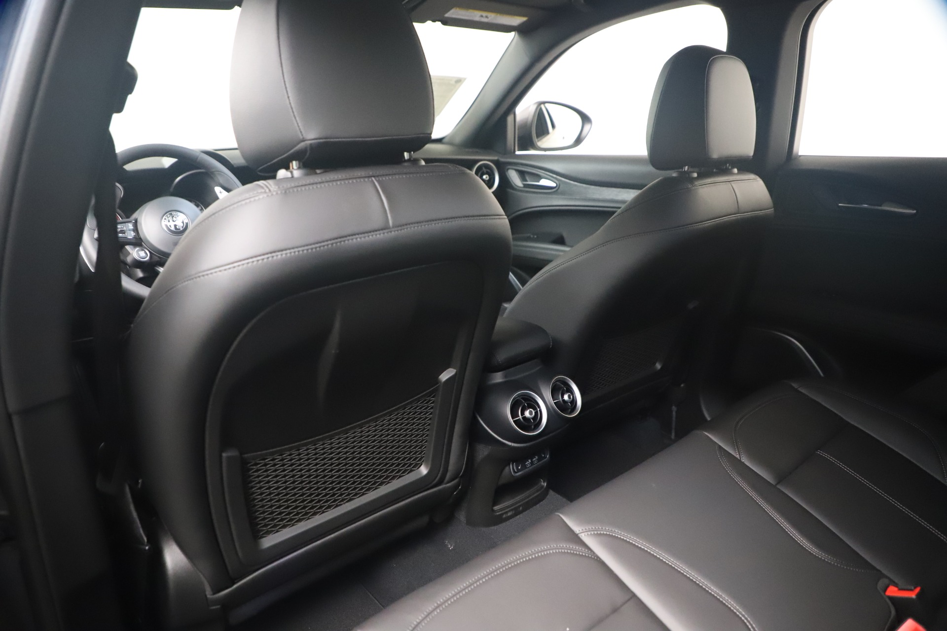 New 2022 Alfa Romeo Stelvio Sprint | St. Petersburg, FL