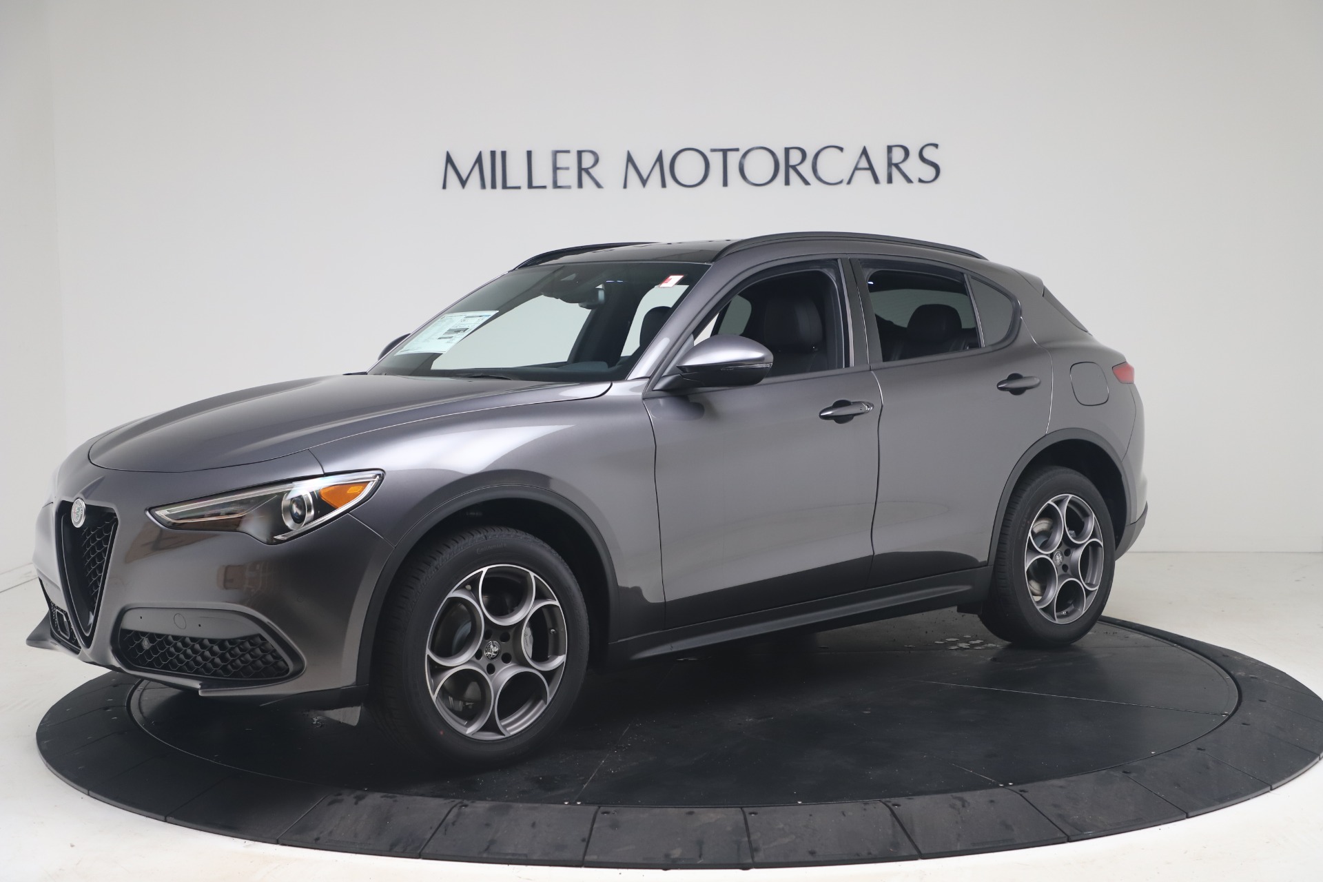New 2022 Alfa Romeo Stelvio Sprint | St. Petersburg, FL