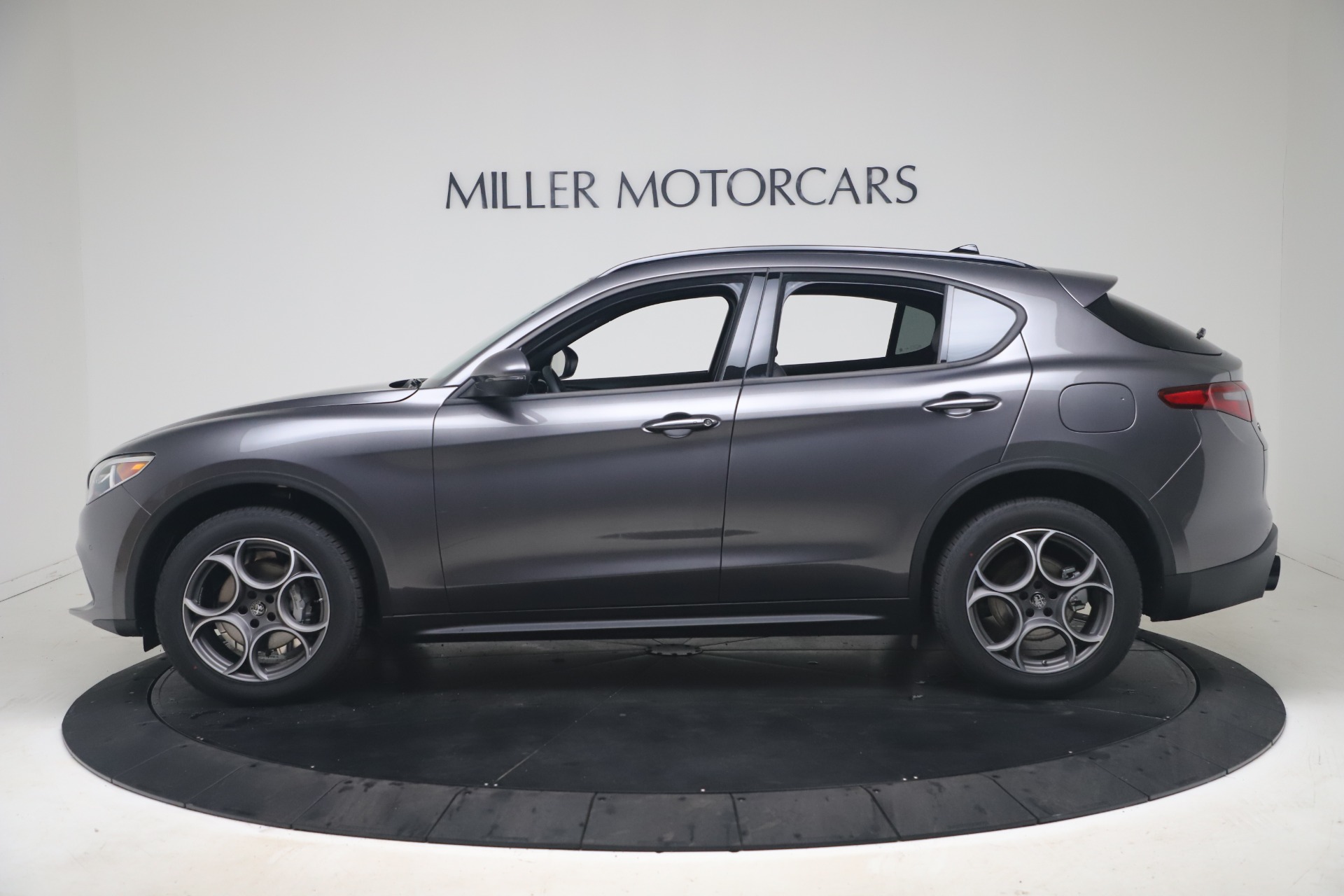 New 2022 Alfa Romeo Stelvio Sprint | St. Petersburg, FL