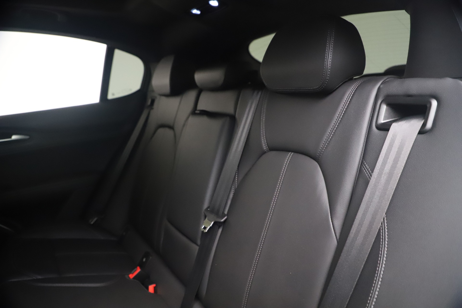 New 2022 Alfa Romeo Stelvio Sprint | St. Petersburg, FL