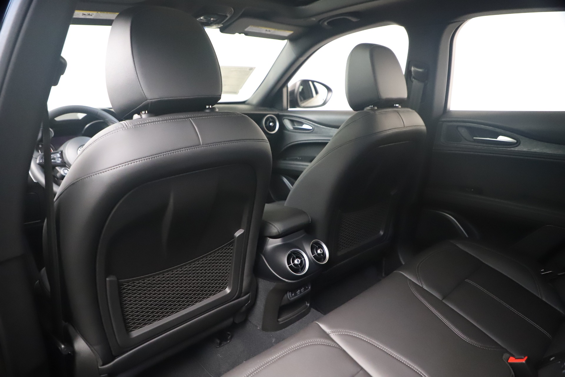 New 2022 Alfa Romeo Stelvio Sprint | St. Petersburg, FL
