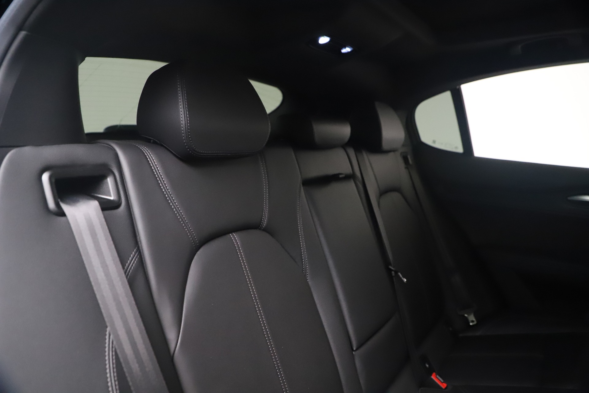 New 2022 Alfa Romeo Stelvio Sprint | St. Petersburg, FL