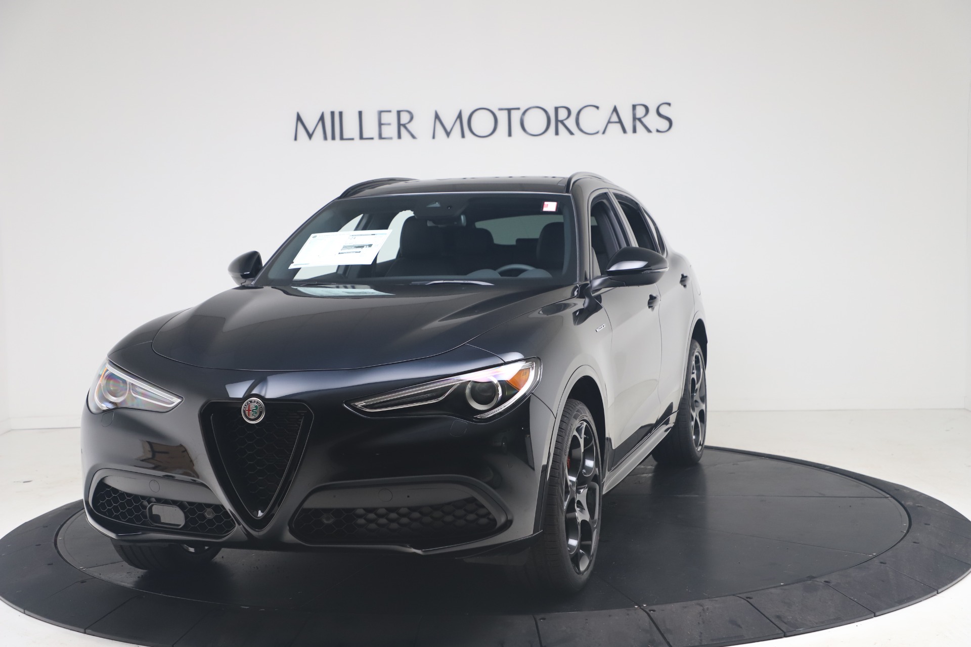 New 2022 Alfa Romeo Stelvio Veloce | St. Petersburg, FL