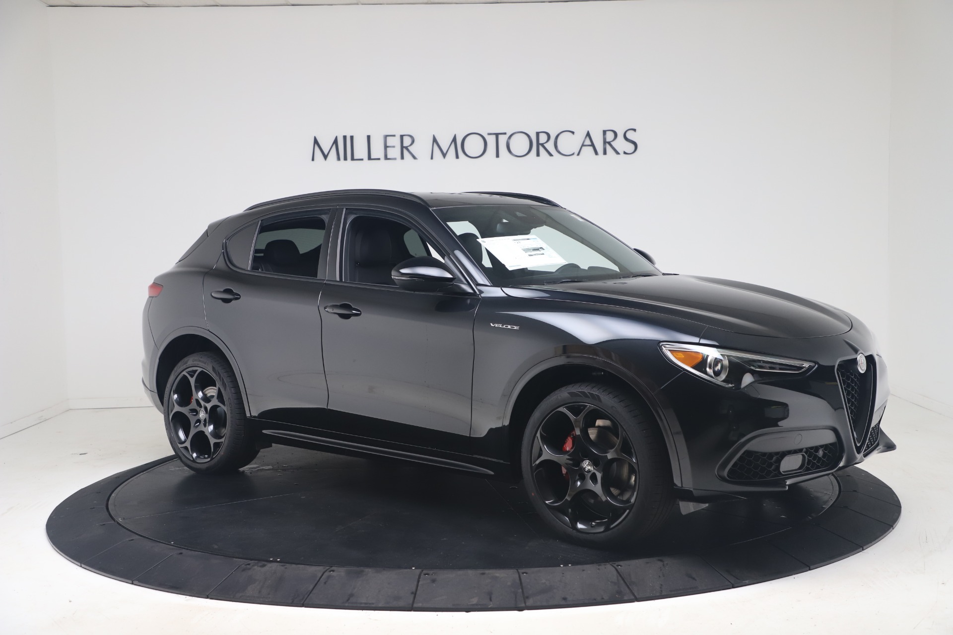 New 2022 Alfa Romeo Stelvio Veloce | St. Petersburg, FL