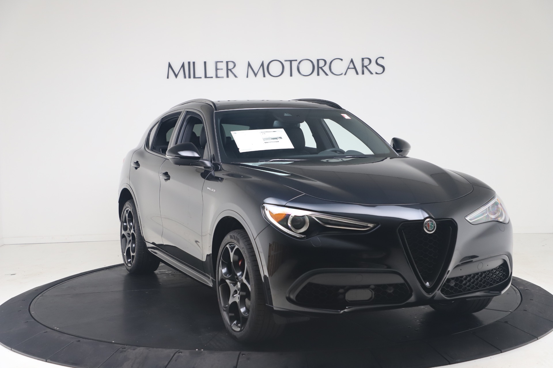 New 2022 Alfa Romeo Stelvio Veloce | St. Petersburg, FL