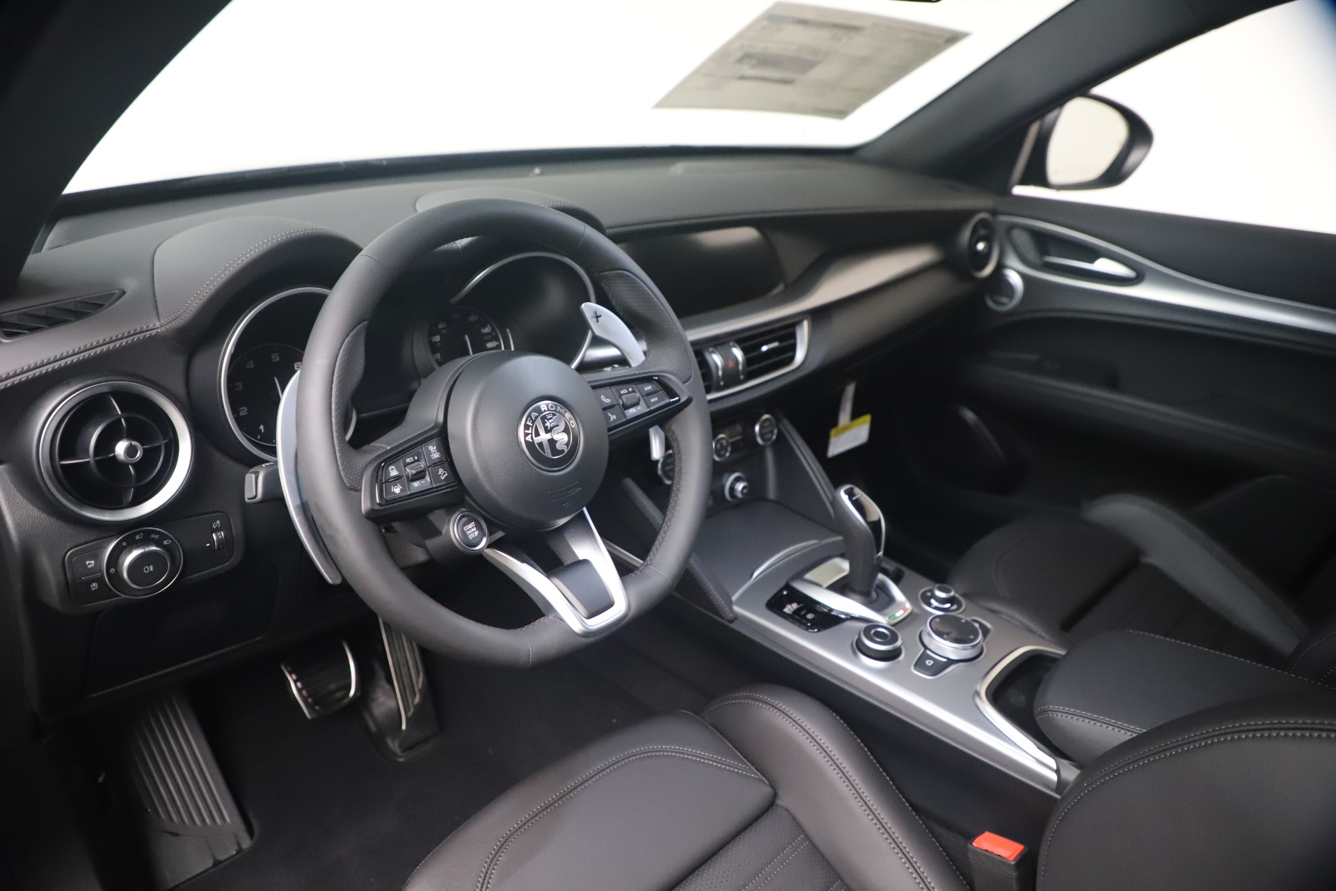 New 2022 Alfa Romeo Stelvio Veloce | St. Petersburg, FL