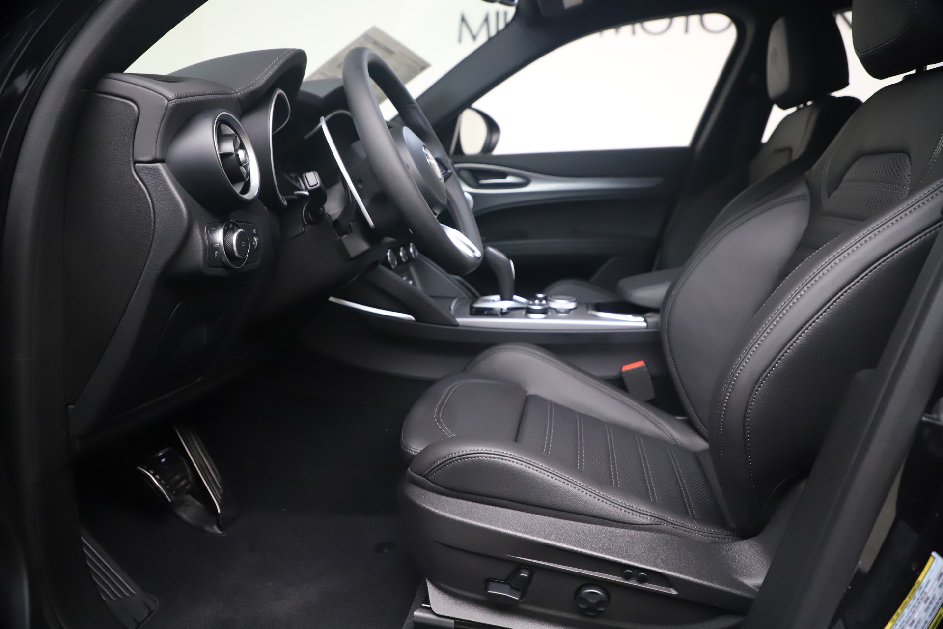New 2022 Alfa Romeo Stelvio Veloce | St. Petersburg, FL