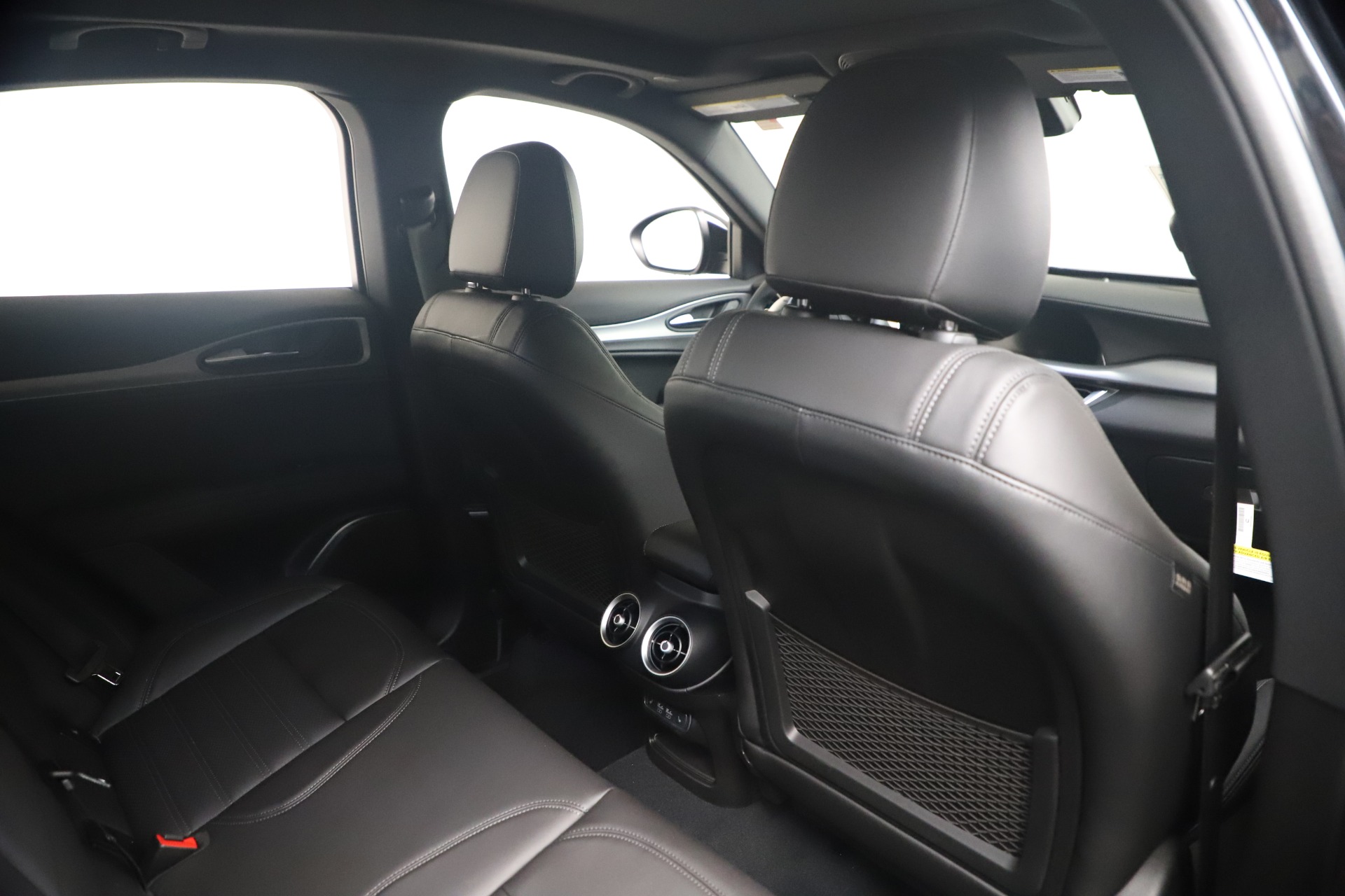 New 2022 Alfa Romeo Stelvio Veloce | St. Petersburg, FL