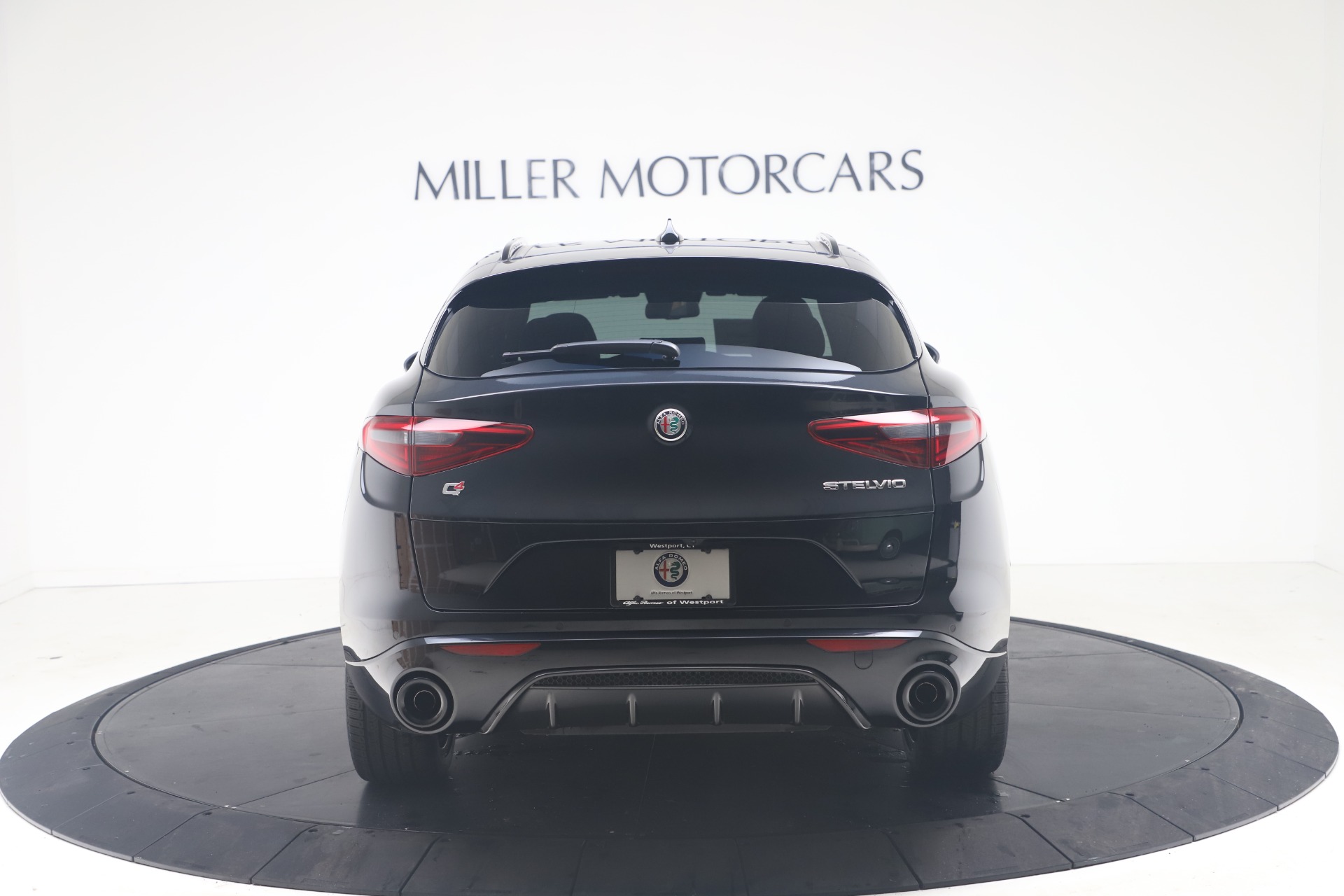 New 2022 Alfa Romeo Stelvio Veloce | St. Petersburg, FL