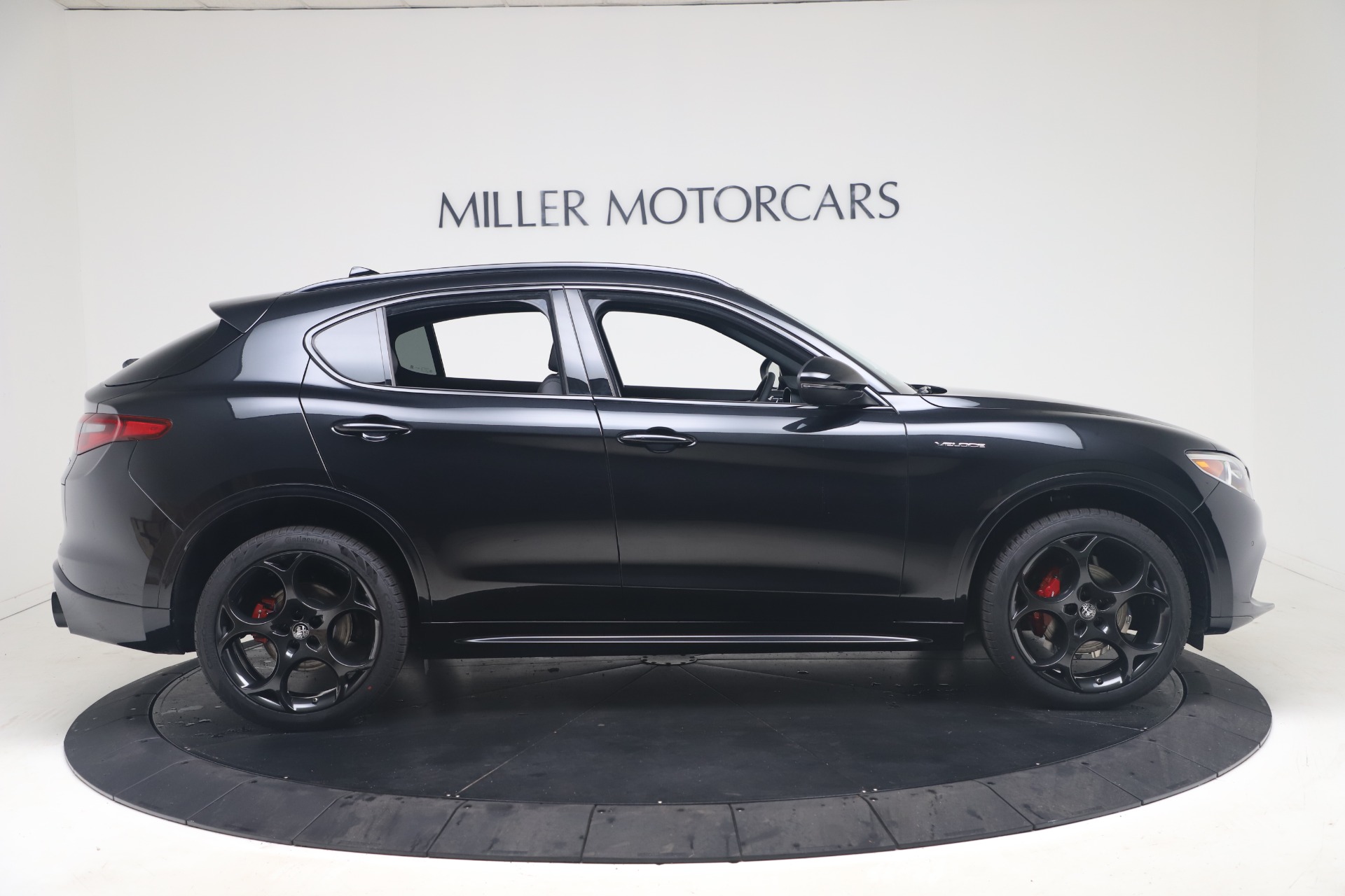 New 2022 Alfa Romeo Stelvio Veloce | St. Petersburg, FL