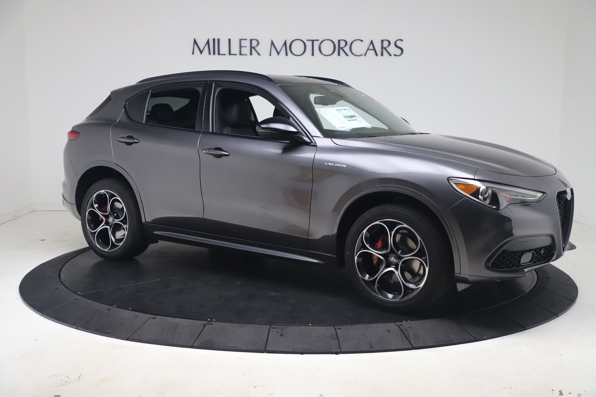 New 2022 Alfa Romeo Stelvio Veloce | St. Petersburg, FL