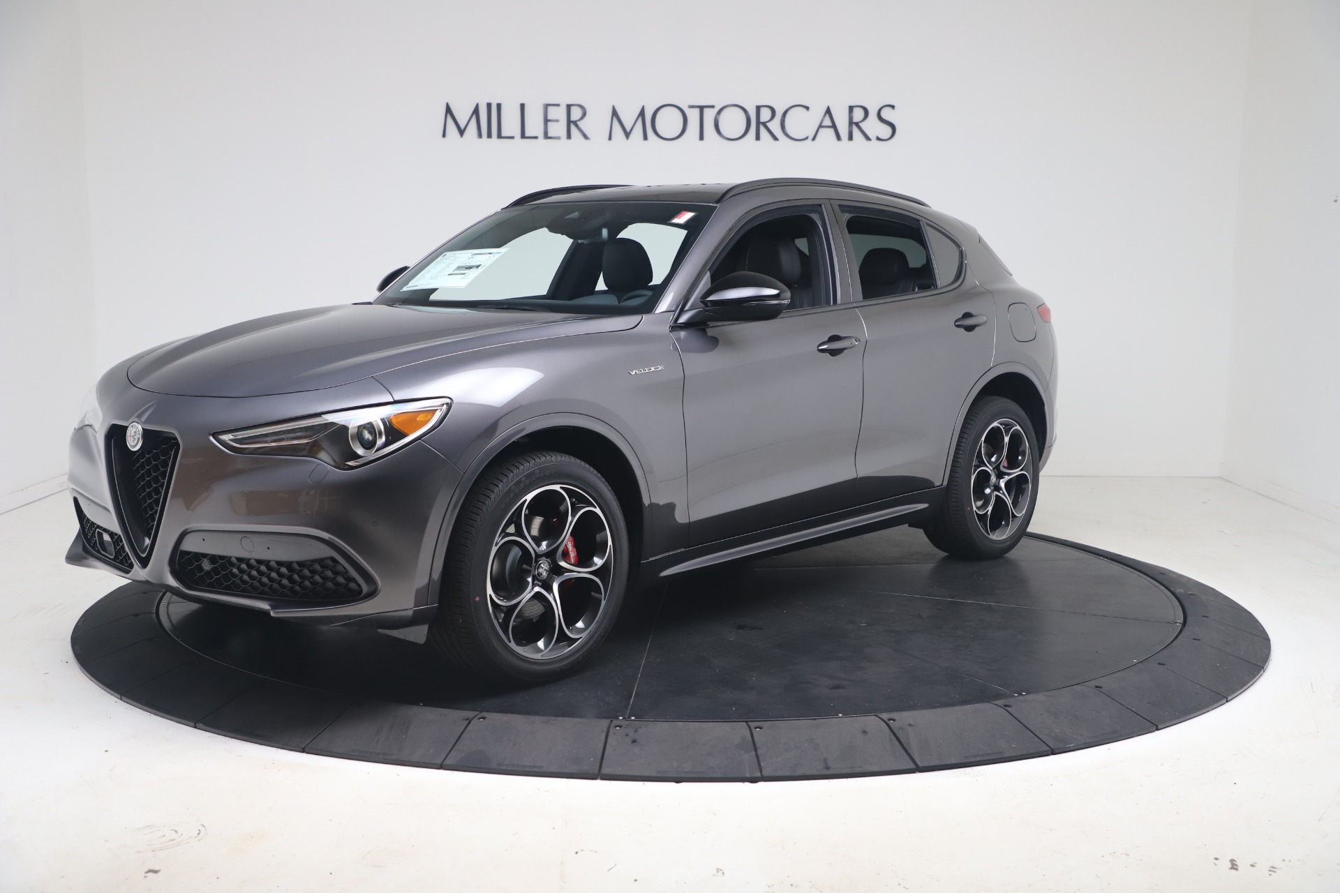 New 2022 Alfa Romeo Stelvio Veloce | St. Petersburg, FL