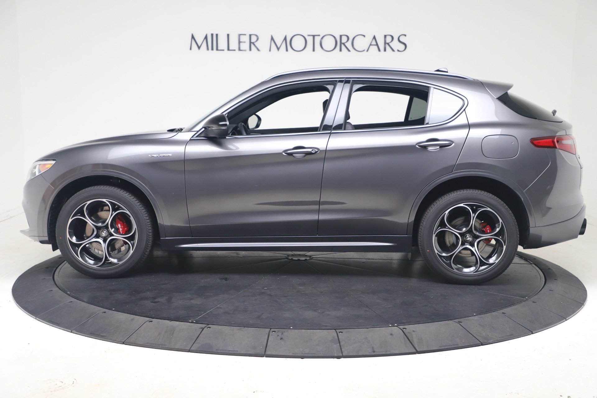 New 2022 Alfa Romeo Stelvio Veloce | St. Petersburg, FL