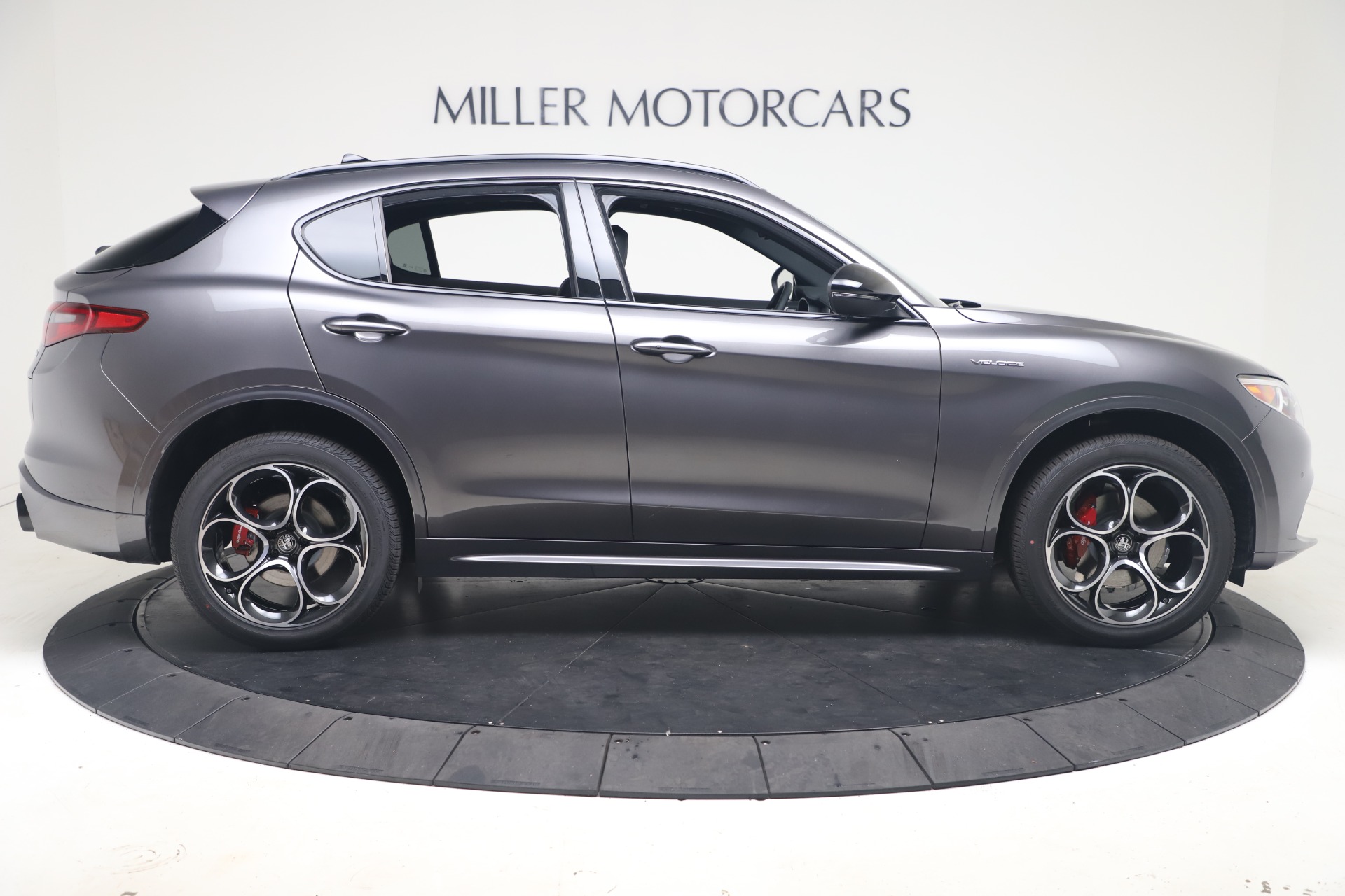 New 2022 Alfa Romeo Stelvio Veloce | St. Petersburg, FL