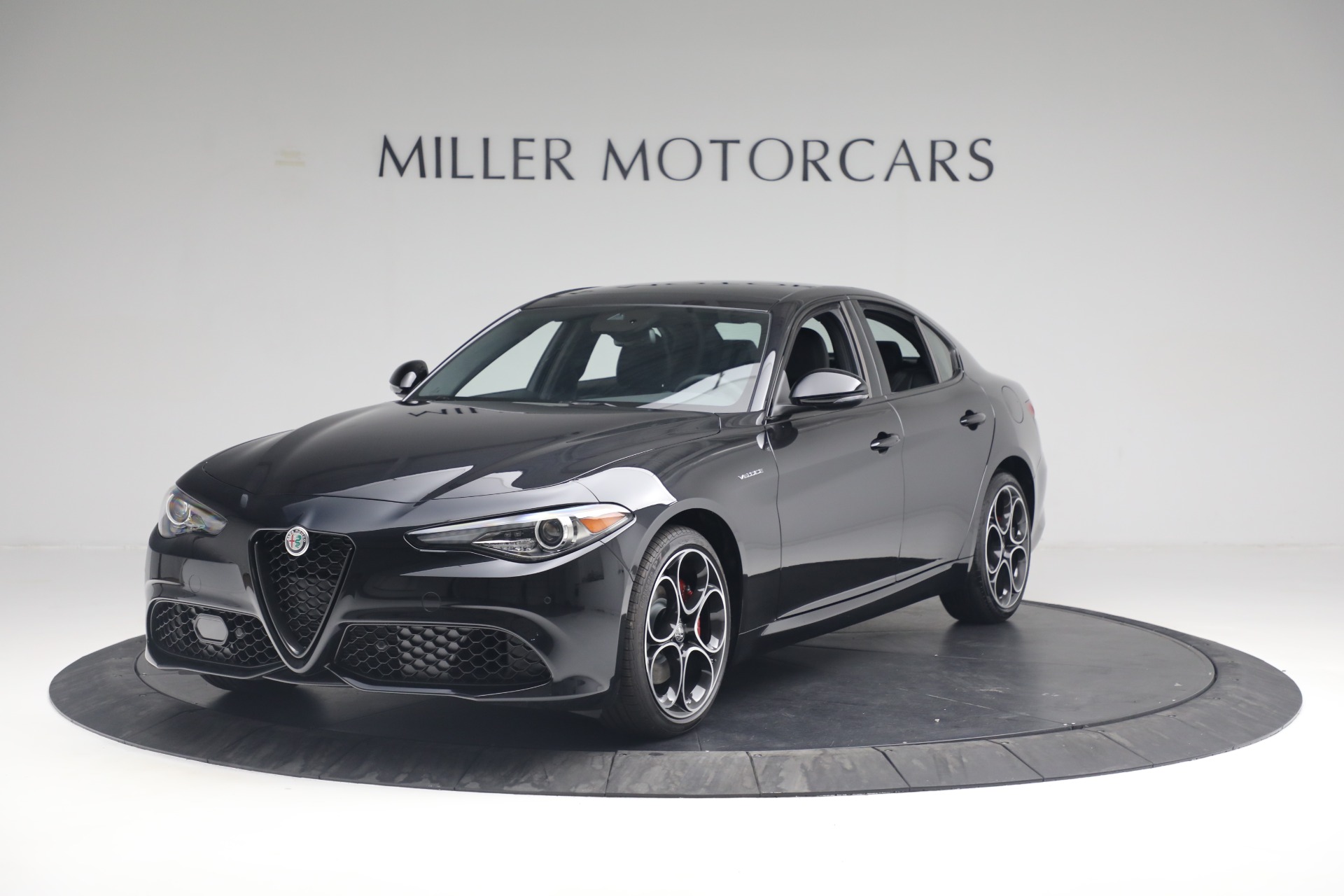 New 2022 Alfa Romeo Giulia Veloce | St. Petersburg, FL