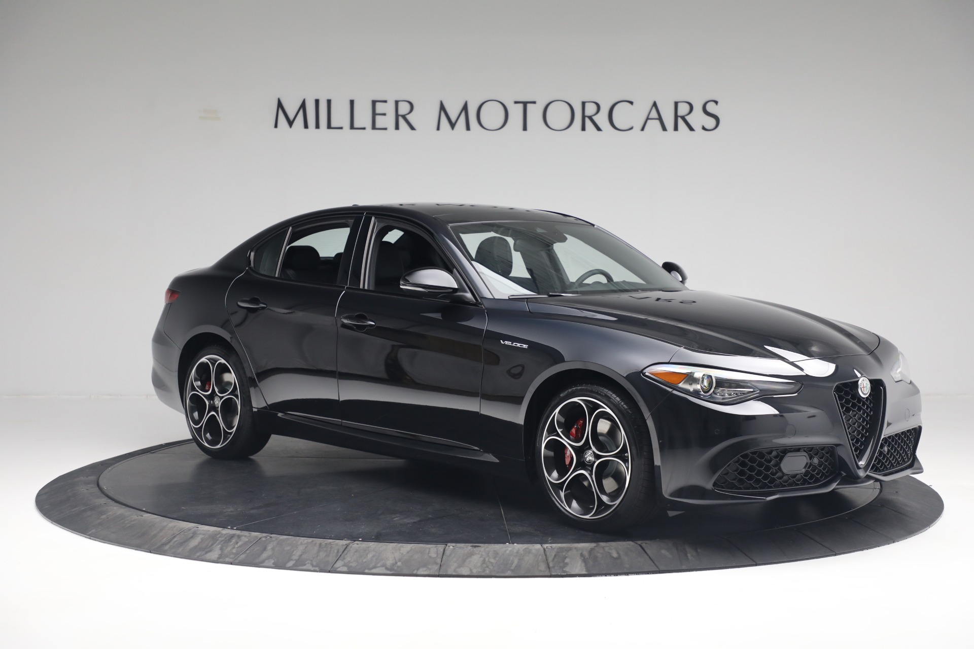 New 2022 Alfa Romeo Giulia Veloce | St. Petersburg, FL