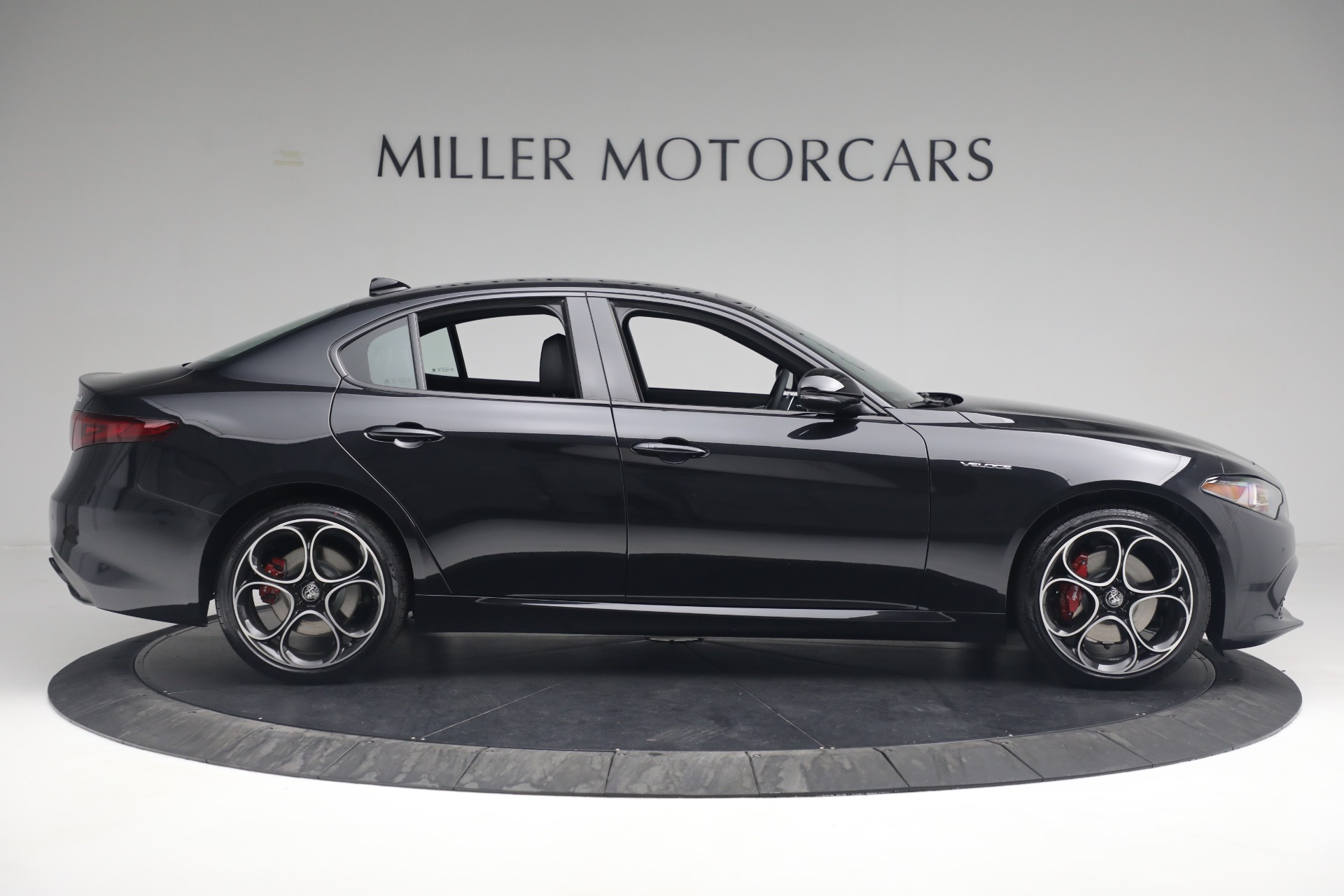 New 2022 Alfa Romeo Giulia Veloce | St. Petersburg, FL